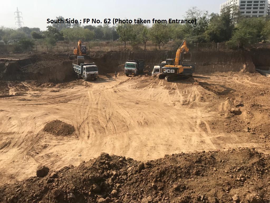 87081_const of real estate project Aamrakunj Arne located at Chandkheda, Ahmedabad, Gujarat