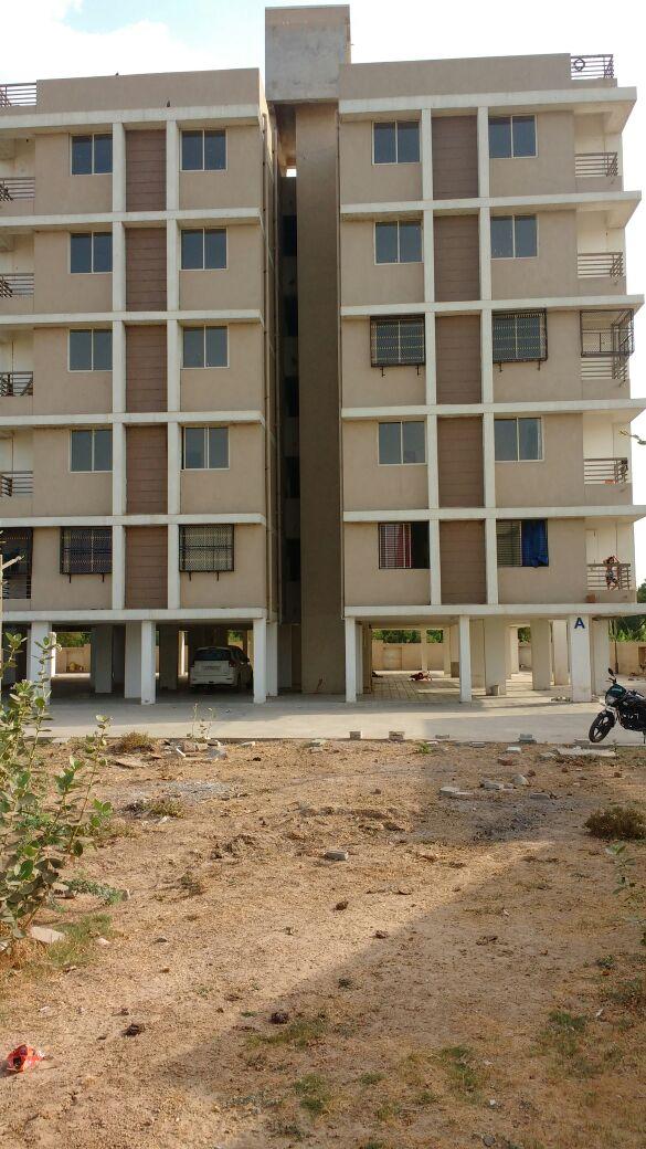 25821_const of real estate project Astha Vihar (block A+d) located at Barejdi, Ahmedabad, Gujarat