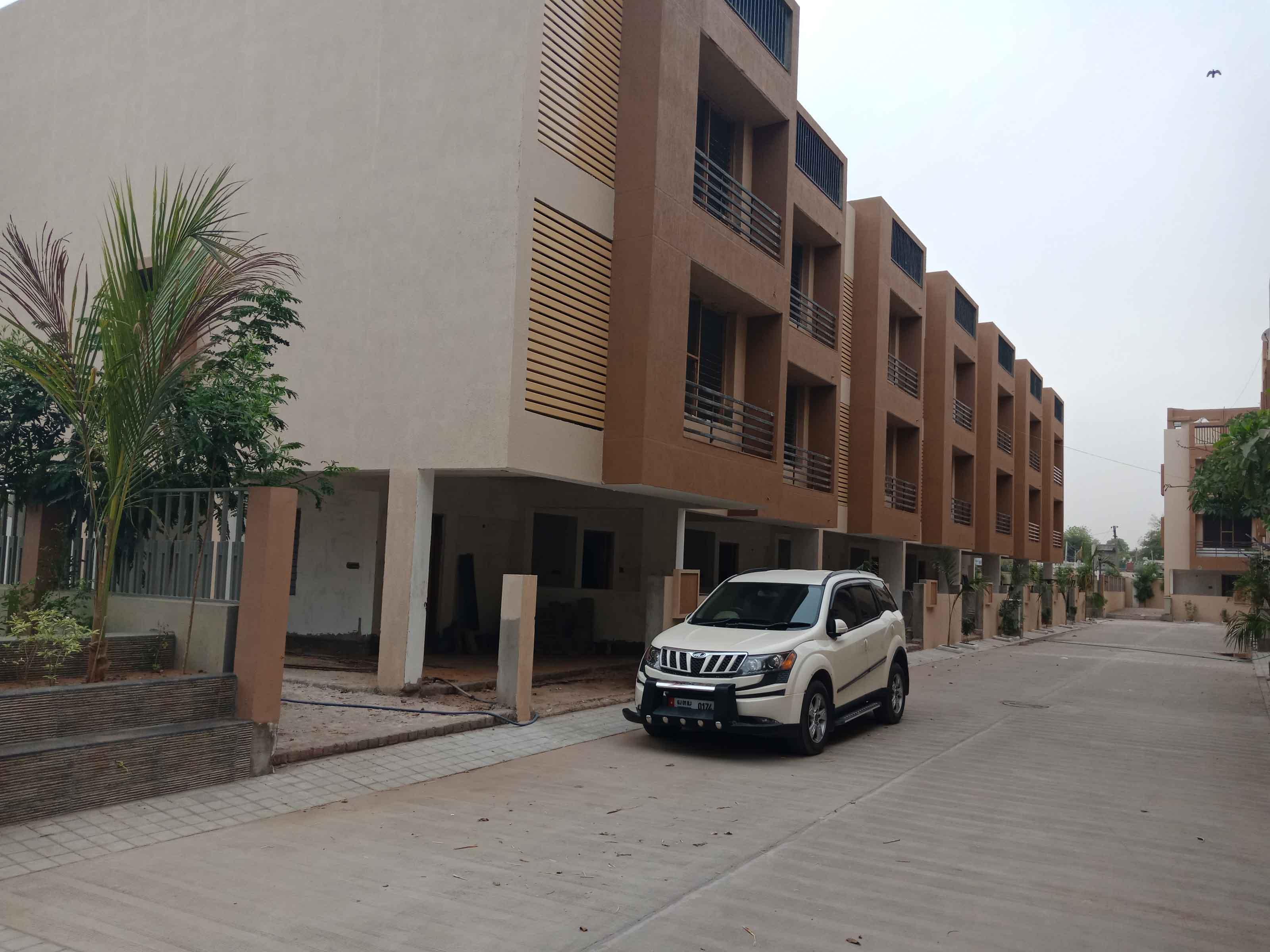 18065_const of real estate project Bellevilla Bunglows located at Vinzol, Ahmedabad, Gujarat