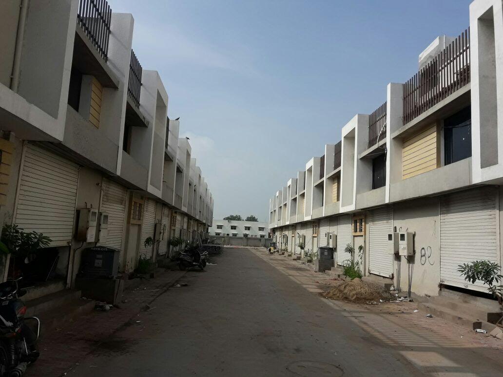 124264_const of real estate project Devashray Arcade Ind  Estate located at Hatijan, Ahmedabad, Gujarat