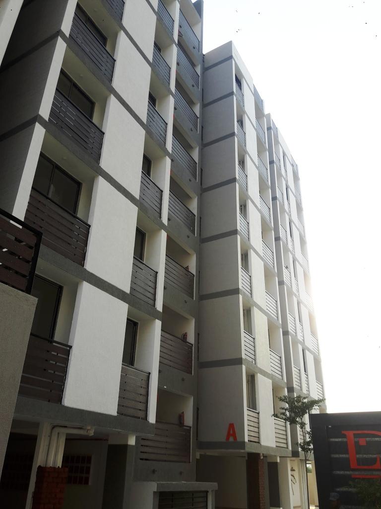 98639_const of real estate project Devresidency located at Tragad, Ahmedabad, Gujarat