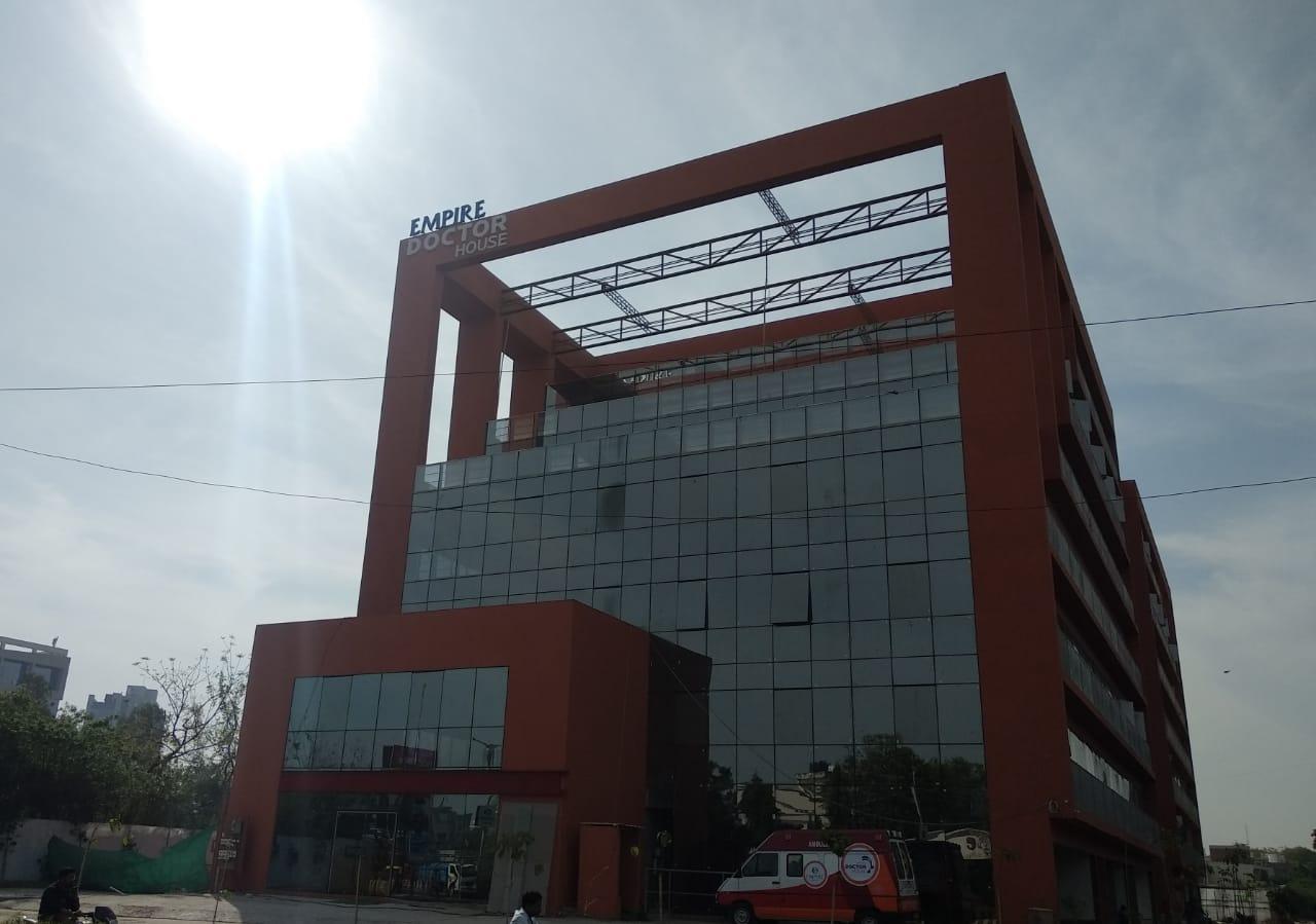 80085_const of real estate project Empire Doctor Hub located at Sola, Ahmedabad, Gujarat