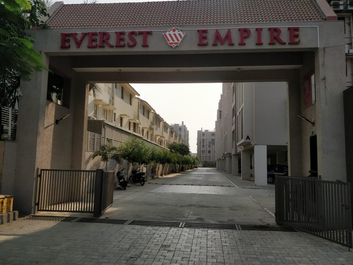 84016_const of real estate project Everest Empire located at Sola, Ahmedabad, Gujarat