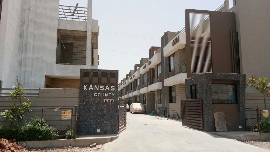 85447_const of real estate project Kansas County located at Vastral, Ahmedabad, Gujarat