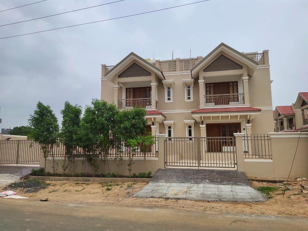 180026_const of real estate project Sivanta Villa located at Motera, Ahmedabad, Gujarat