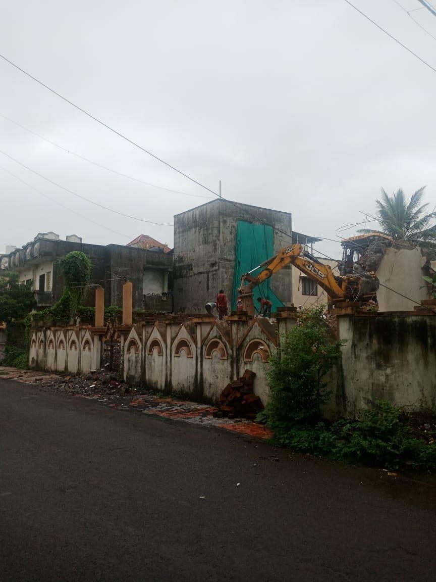 67866_const of real estate project Ornate One located at Navsari, Navsari, Gujarat