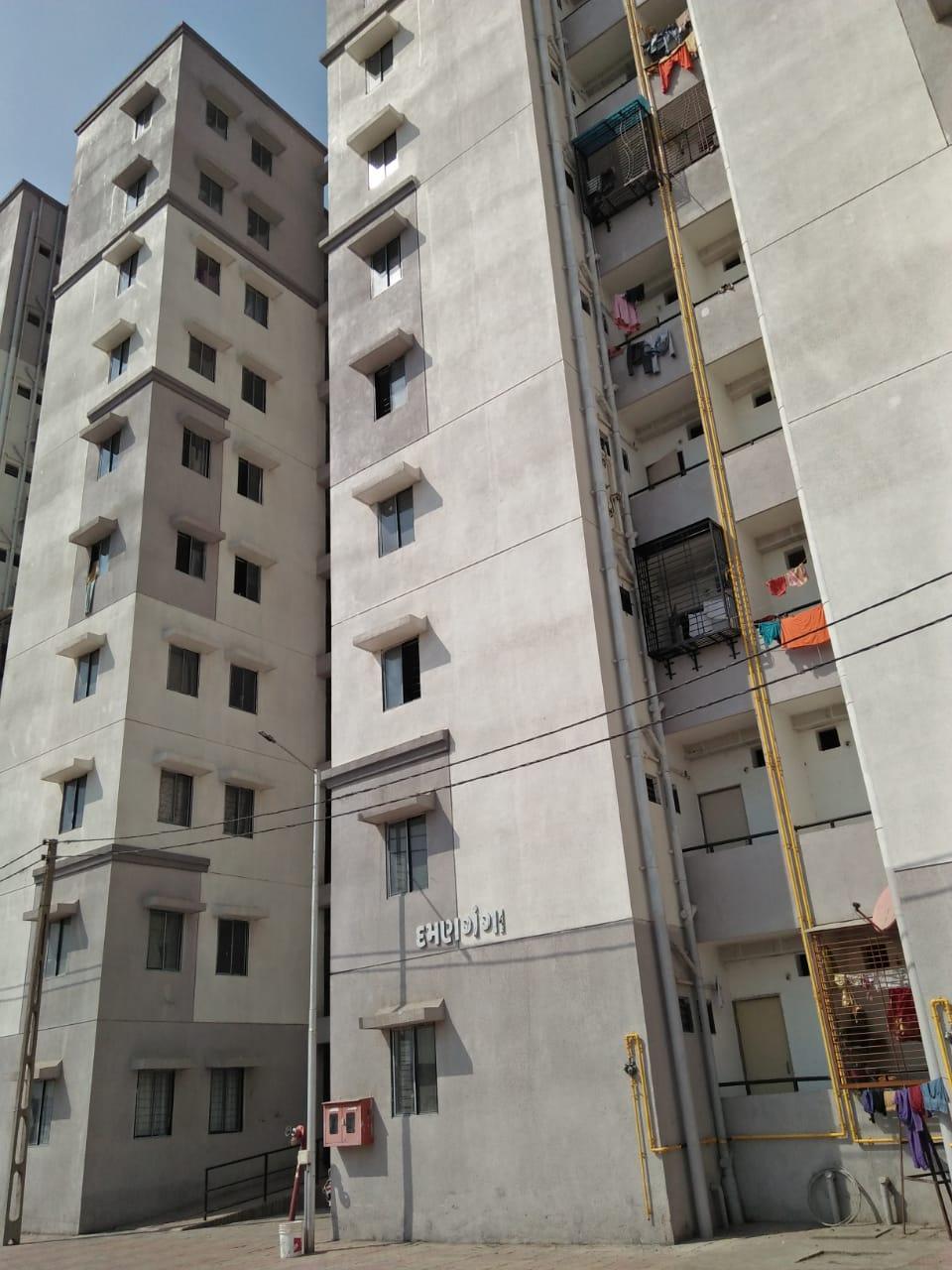 75032_const of real estate project 476 Lig + 244 Mig + 44 Shops At Sachin located at Kansad, Surat, Gujarat