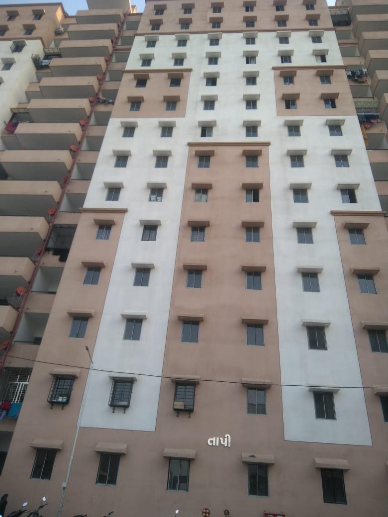 67054_const of real estate project 48 Shops 896 Lig 672 Mig 336 Mig Ii located at Jahangirabad, Surat, Gujarat