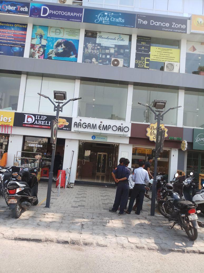 108975_const of real estate project Aagam Emporio located at Vesu, Surat, Gujarat