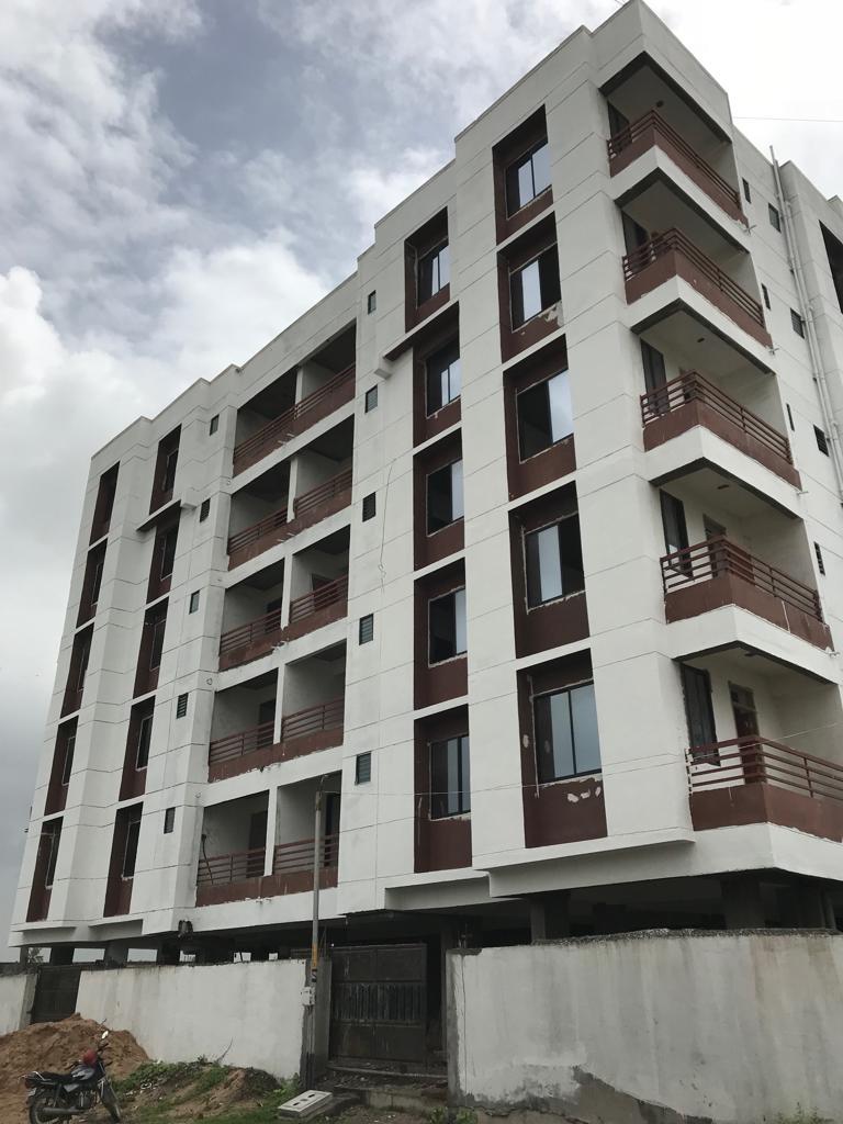 160385_const of real estate project Aaviskaar Enclave located at Bamroli, Surat, Gujarat