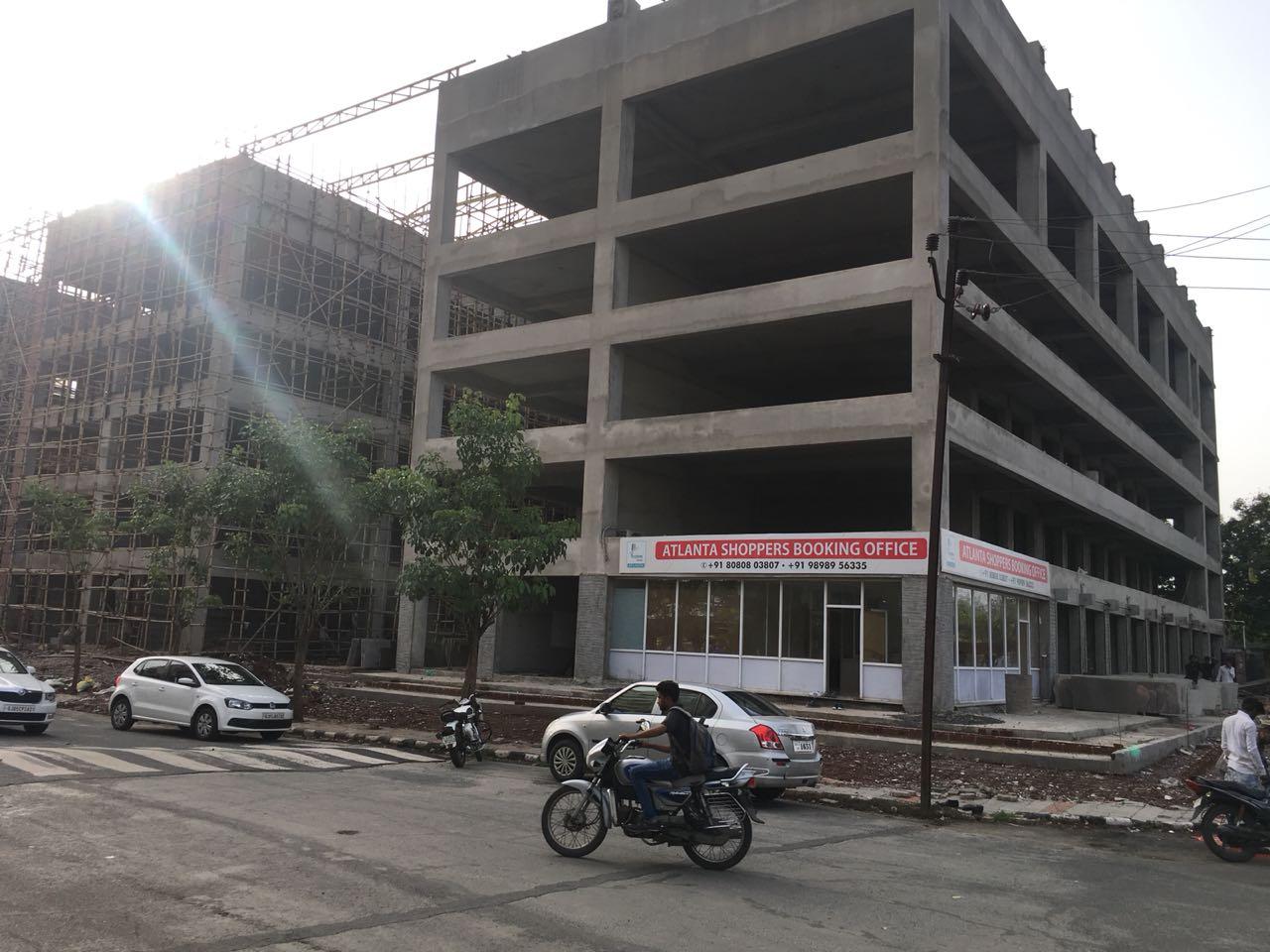 166546_const of real estate project Atlanta Shoppers located at Vesu, Surat, Gujarat