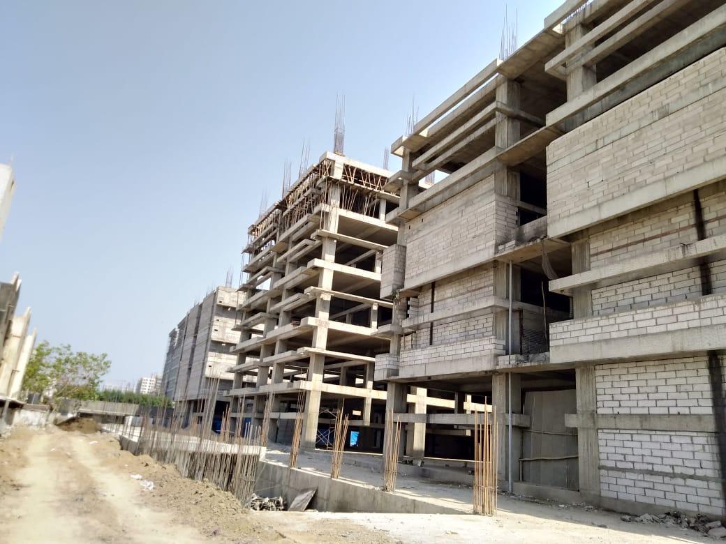 172406_const of real estate project Avadh Rituraj Textile Hub located at Parvat, Surat, Gujarat