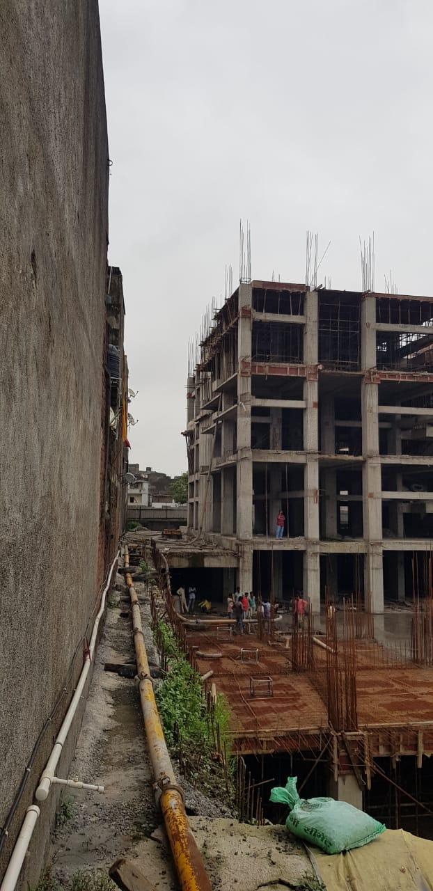 192162_const of real estate project Bellagio Lace Textile Market located at Puna, Surat, Gujarat