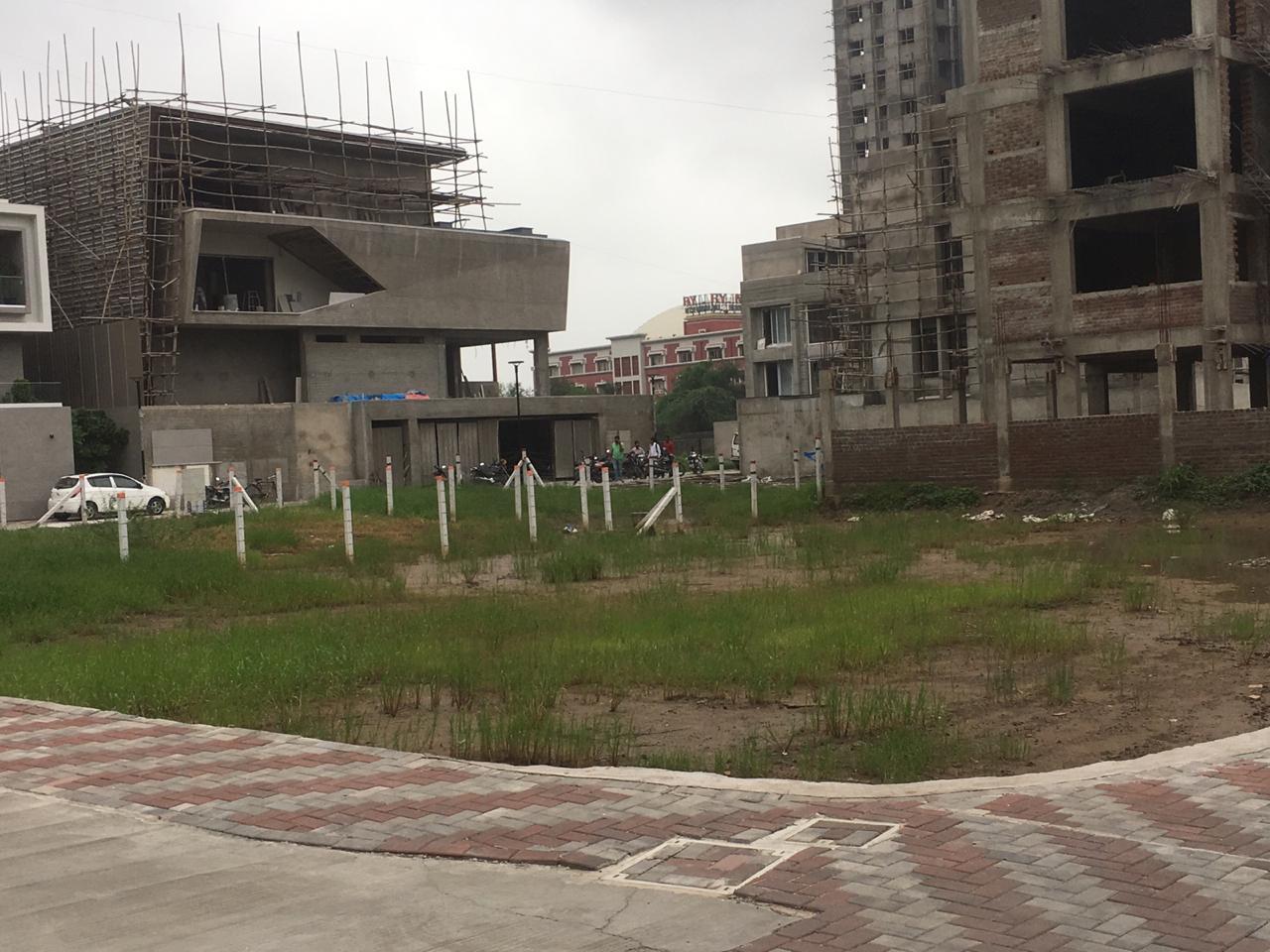 188429_const of real estate project Block 9/ located at City, Surat, Gujarat