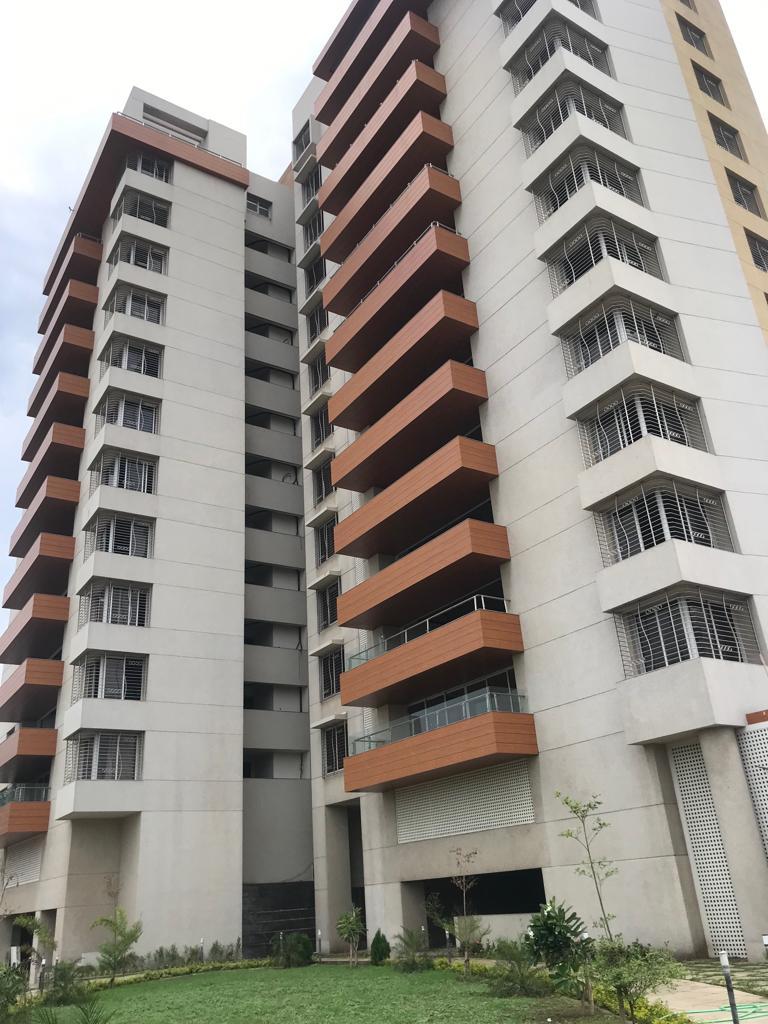 165489_const of real estate project Carat located at Katar, Surat, Gujarat