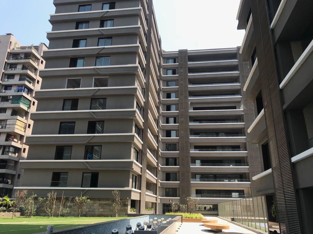 22758_const of real estate project Foinaa located at Surat, Surat, Gujarat