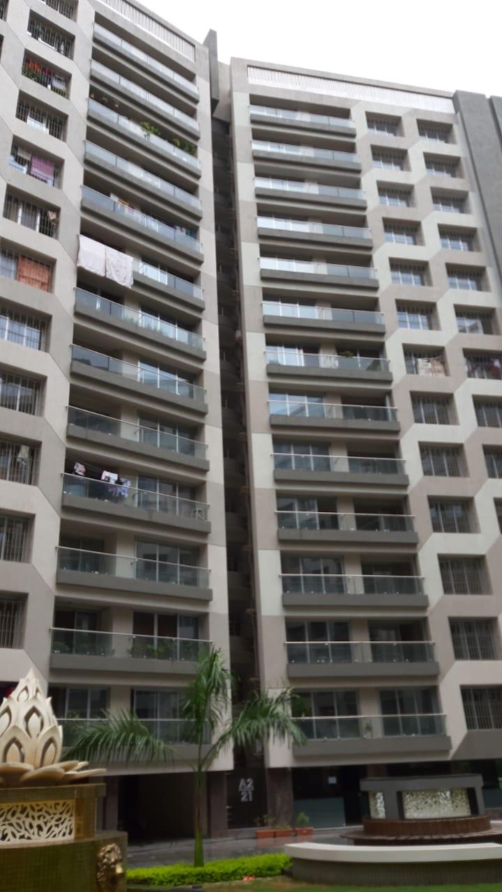 194282_const of real estate project Green City Gold located at Bhatha, Surat, Gujarat