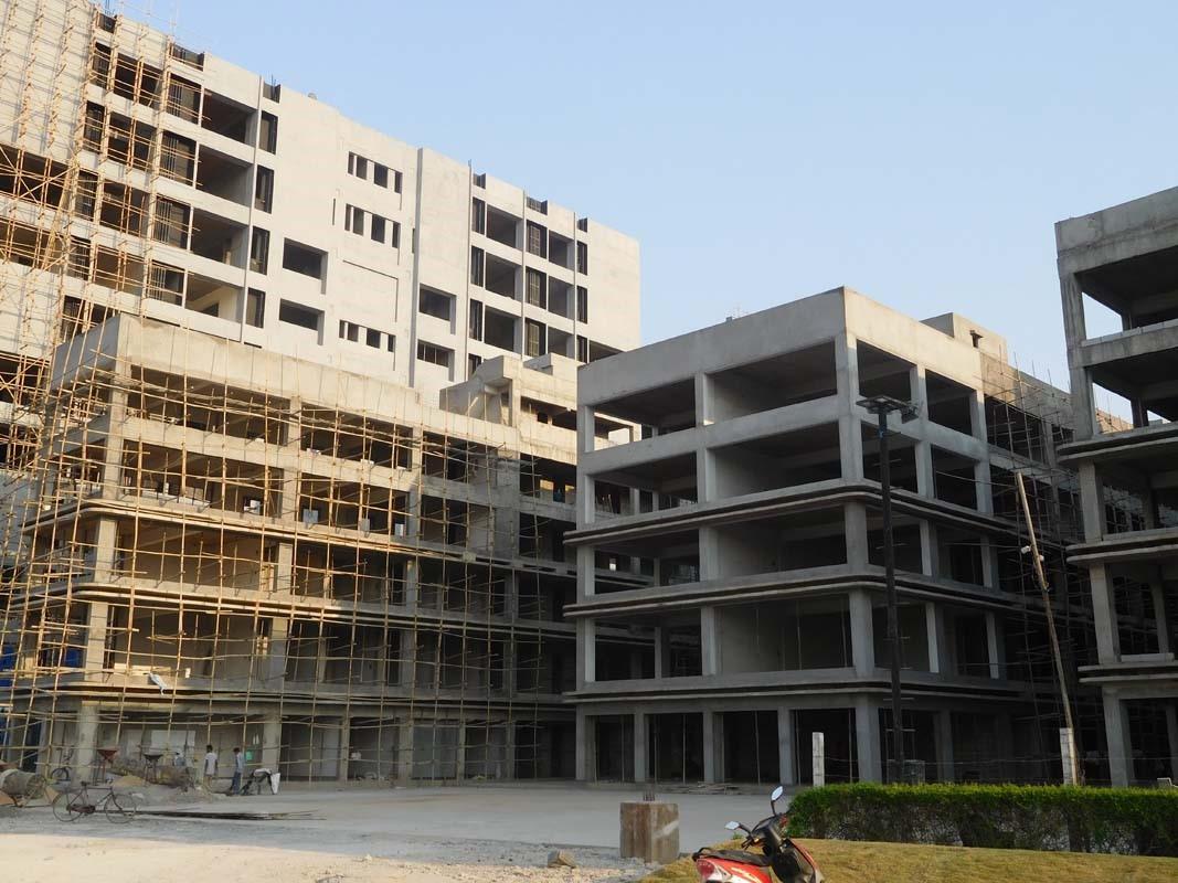 58808_const of real estate project Happy Goldmines Shoppers located at Surat, Surat, Gujarat