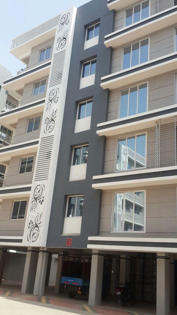 129609_const of real estate project Kanha Rassvalley located at Varachha, Surat, Gujarat