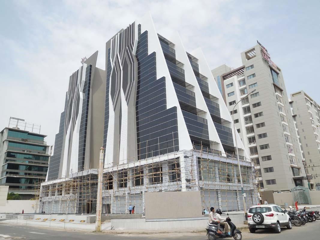 32950_const of real estate project Luxuria Trade Hub located at Surat, Surat, Gujarat