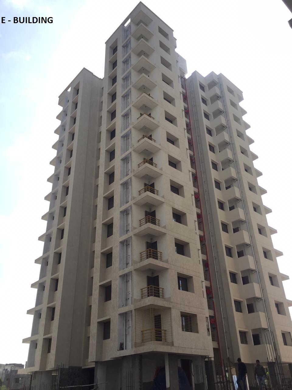 142911_const of real estate project Pioneer Dreams located at Surat, Surat, Gujarat