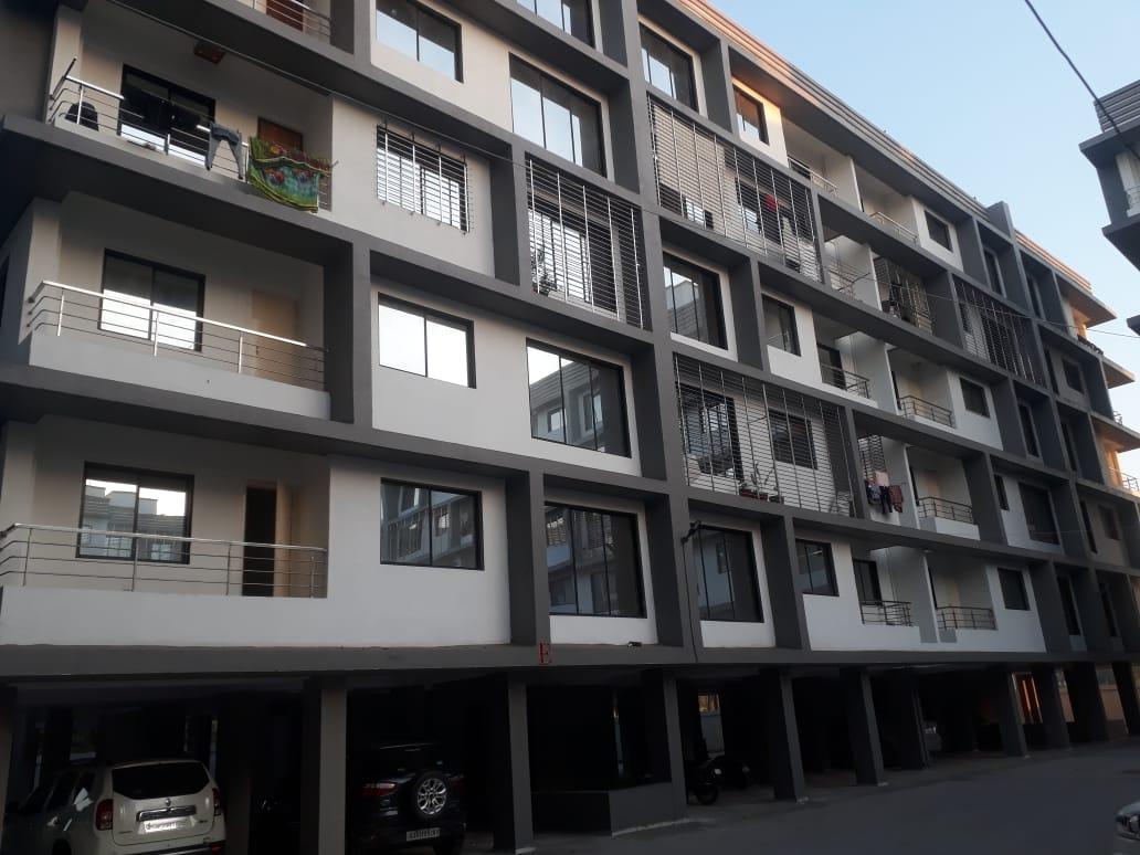 93710_const of real estate project Pramukh Avenue located at Variav, Surat, Gujarat