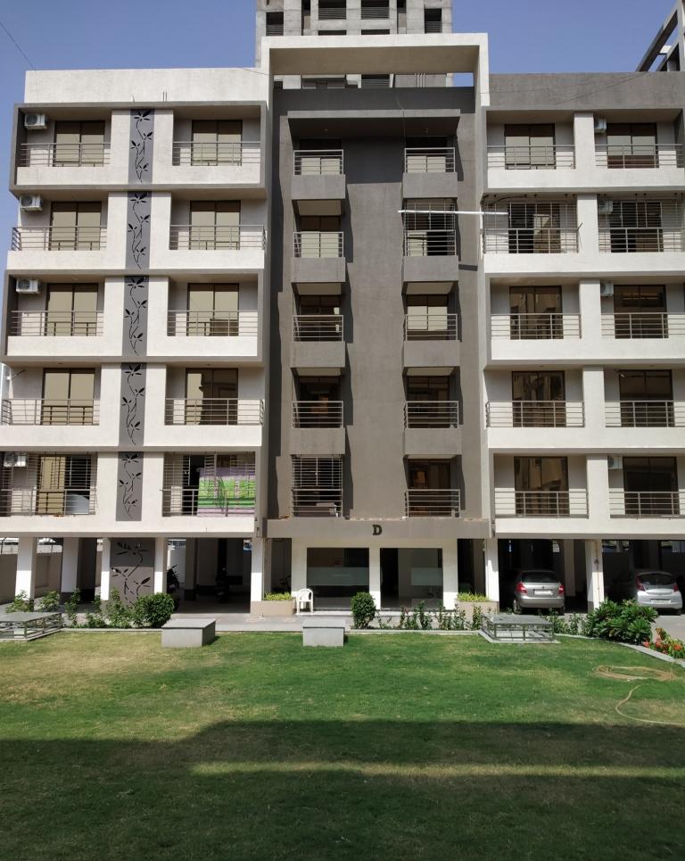 161768_const of real estate project Rajhans Stadium Plaza   Residency located at Surat, Surat, Gujarat