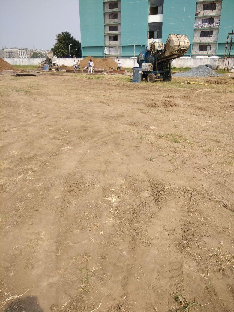 83501_const of real estate project Salasar Textile Market located at Parvat, Surat, Gujarat