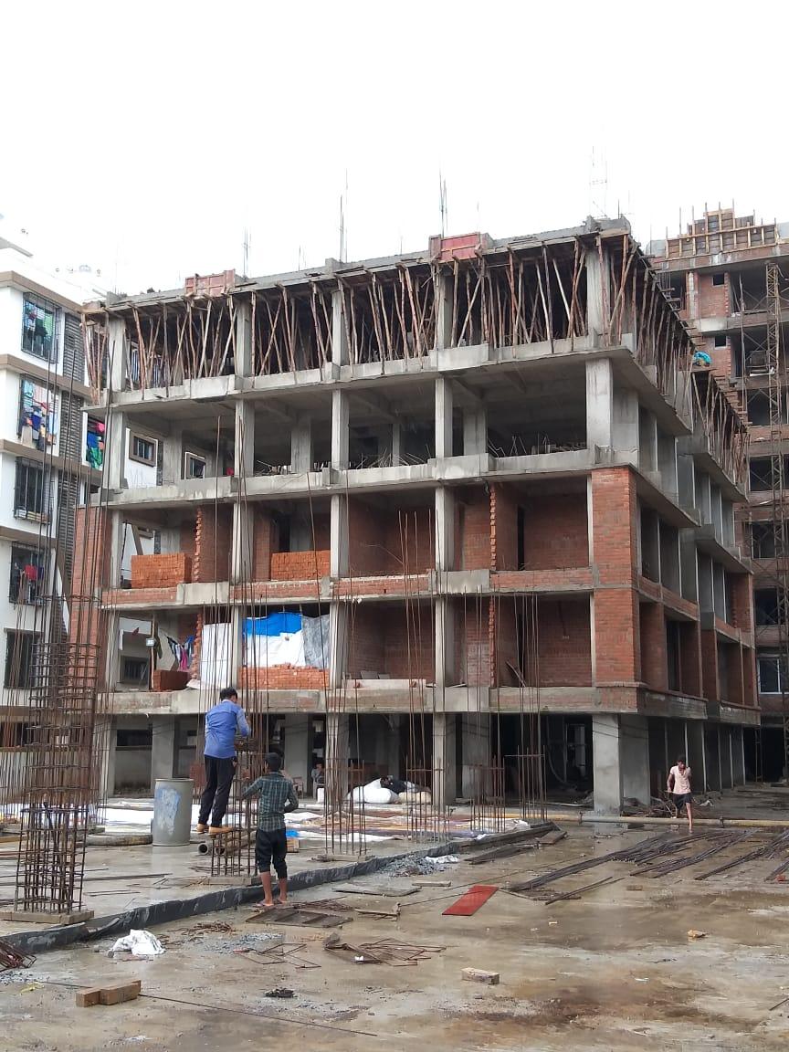 182184_const of real estate project Silver Status located at Variav, Surat, Gujarat