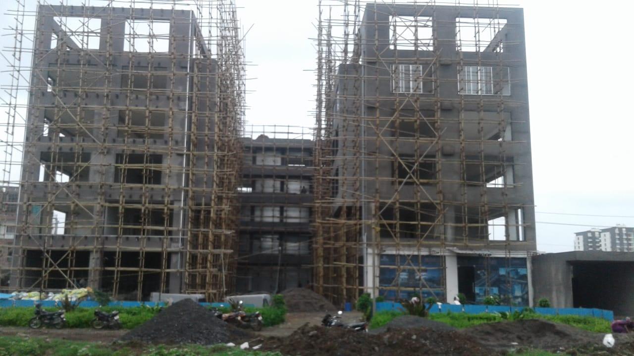 36694_const of real estate project Solitaire Quays located at Jahangirabad, Surat, Gujarat