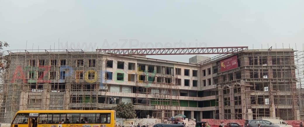 140181_const of real estate project Sunday Hub located at Surat, Surat, Gujarat