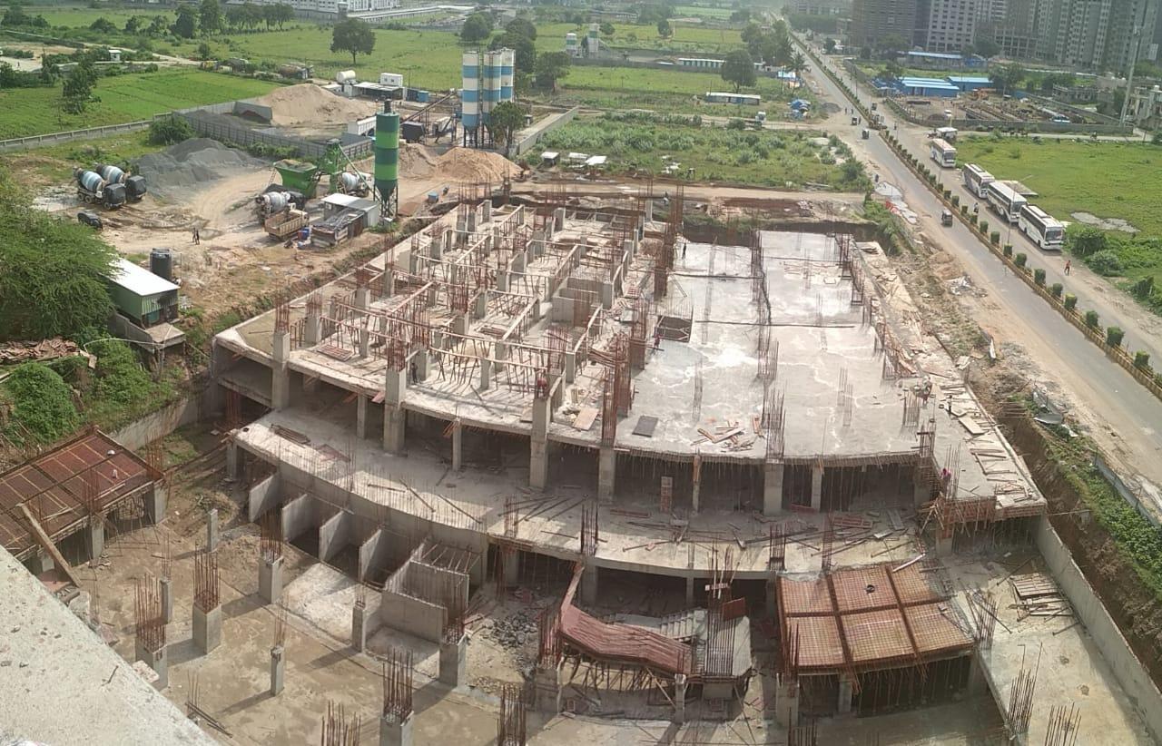 111862_const of real estate project Swastik Textile Market located at Parvat, Surat, Gujarat