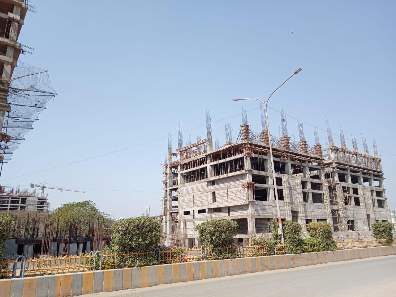132960_const of real estate project Swastik Textile Market located at Parvat, Surat, Gujarat