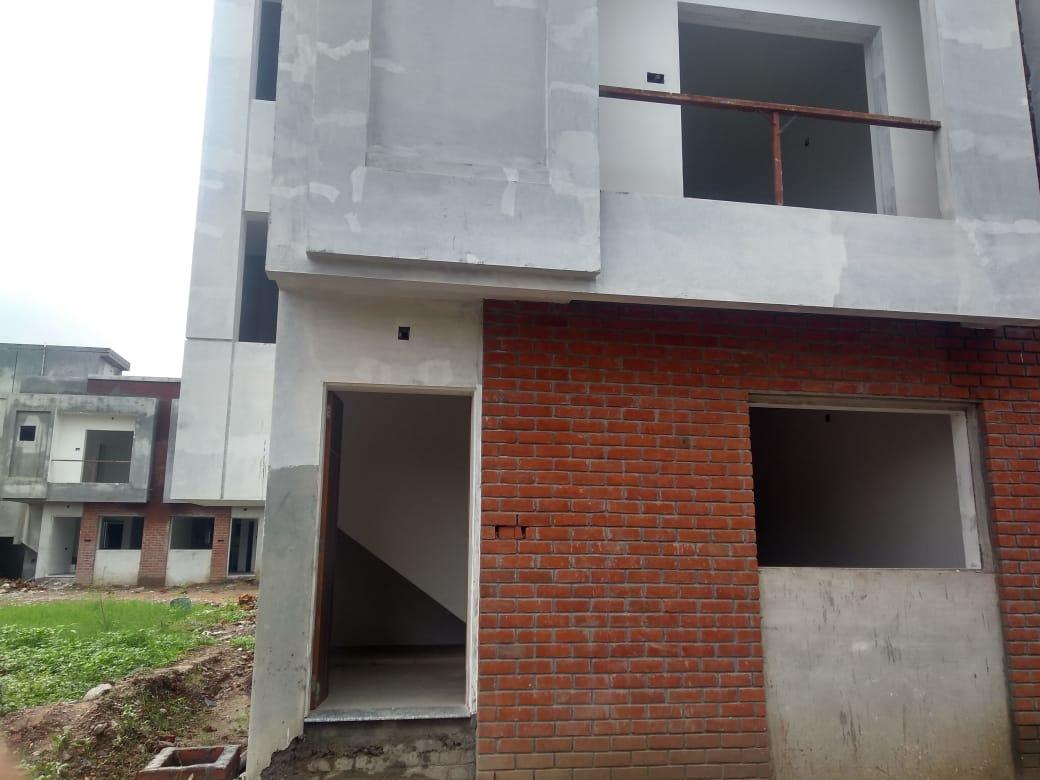 186675_const of real estate project Auro Vista located at Bill, Vadodara, Gujarat