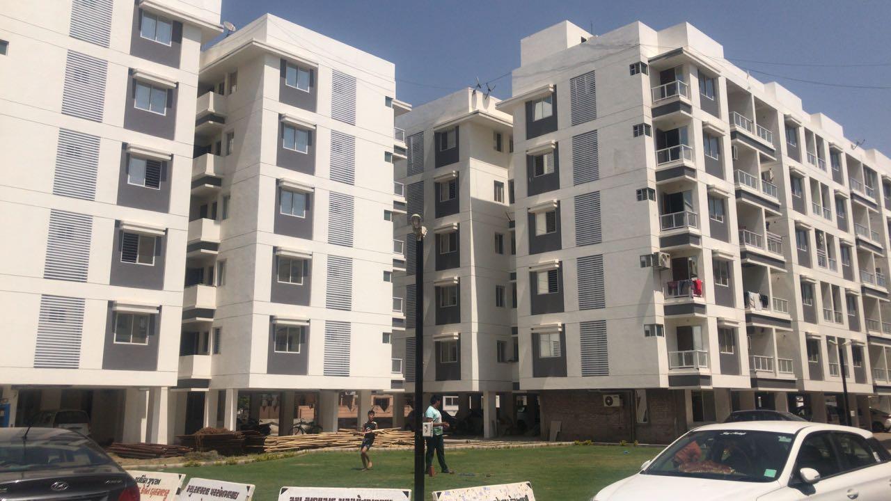87198_const of real estate project Devinarayan Flats located at Savad, Vadodara, Gujarat