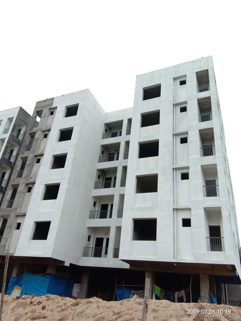 175504_const of real estate project Four Square located at Vadsar, Vadodara, Gujarat
