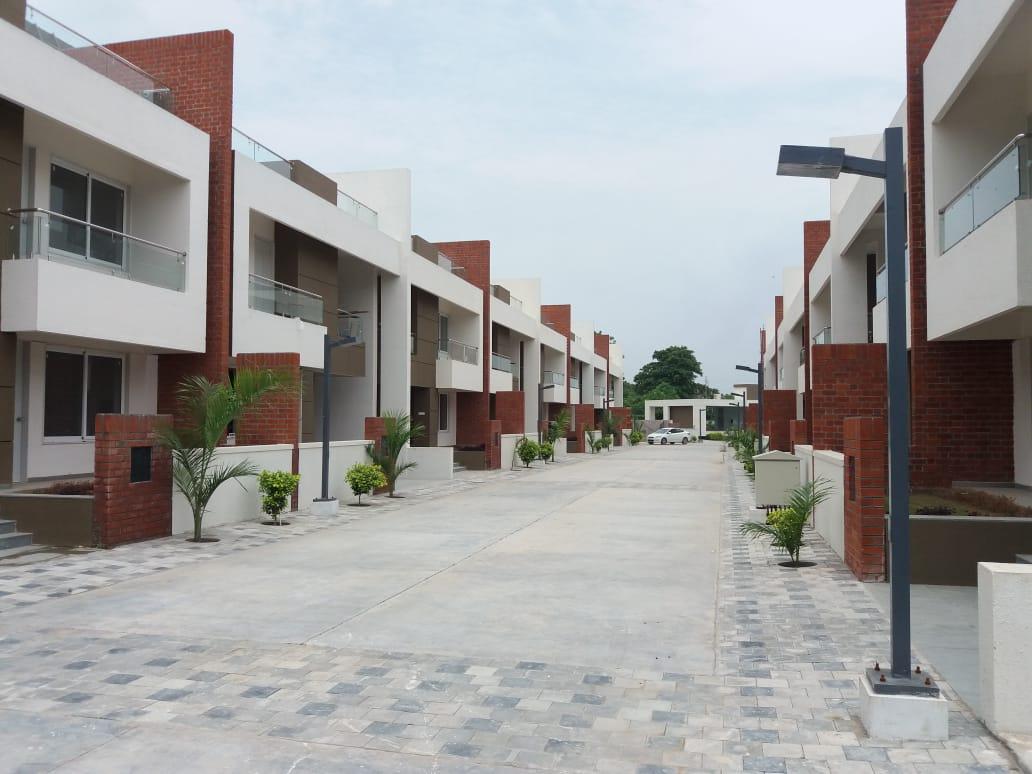 146500_const of real estate project Greenwoods Cove located at Khanpur, Vadodara, Gujarat