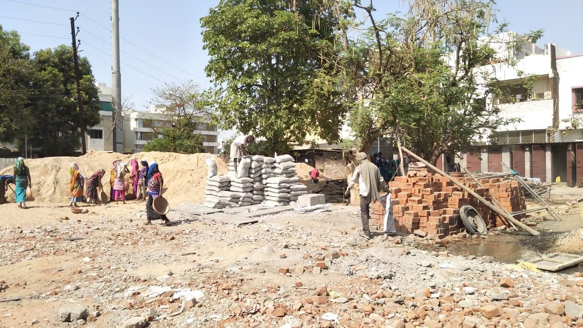 137251_const of real estate project Jumeirah Park located at Tandalaja, Vadodara, Gujarat