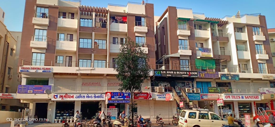 120323_const of real estate project Kanha Platinum located at Chhani, Vadodara, Gujarat