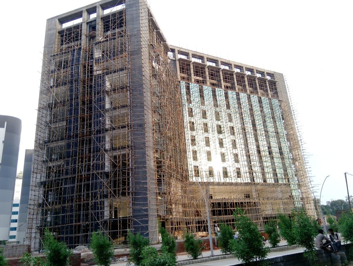 192142_const of real estate project Neptune Edge located at Subhanpura, Vadodara, Gujarat