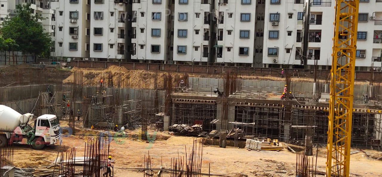 186135_const of real estate project Nilamber Bellissimo located at Bhayli, Vadodara, Gujarat