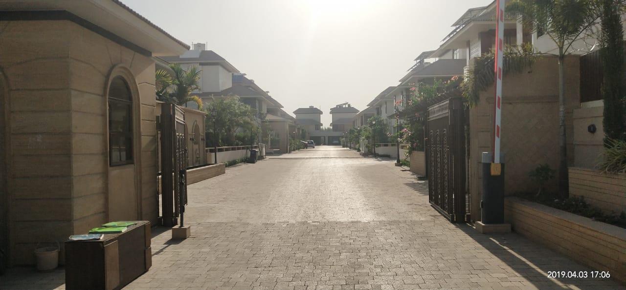 129550_const of real estate project Nilamber Grandeur located at Bhayli, Vadodara, Gujarat