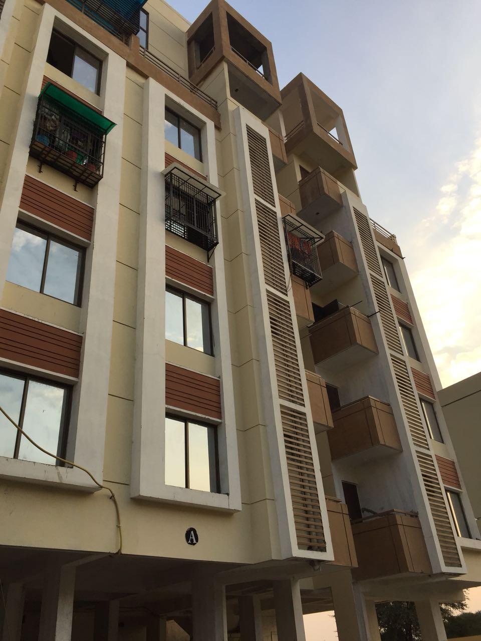 189633_const of real estate project Param located at Bill, Vadodara, Gujarat