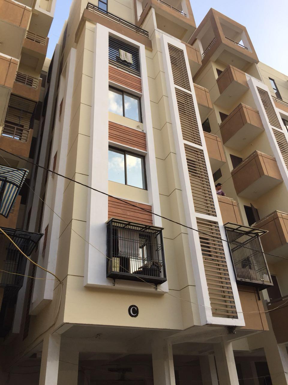 189635_const of real estate project Param located at Bill, Vadodara, Gujarat