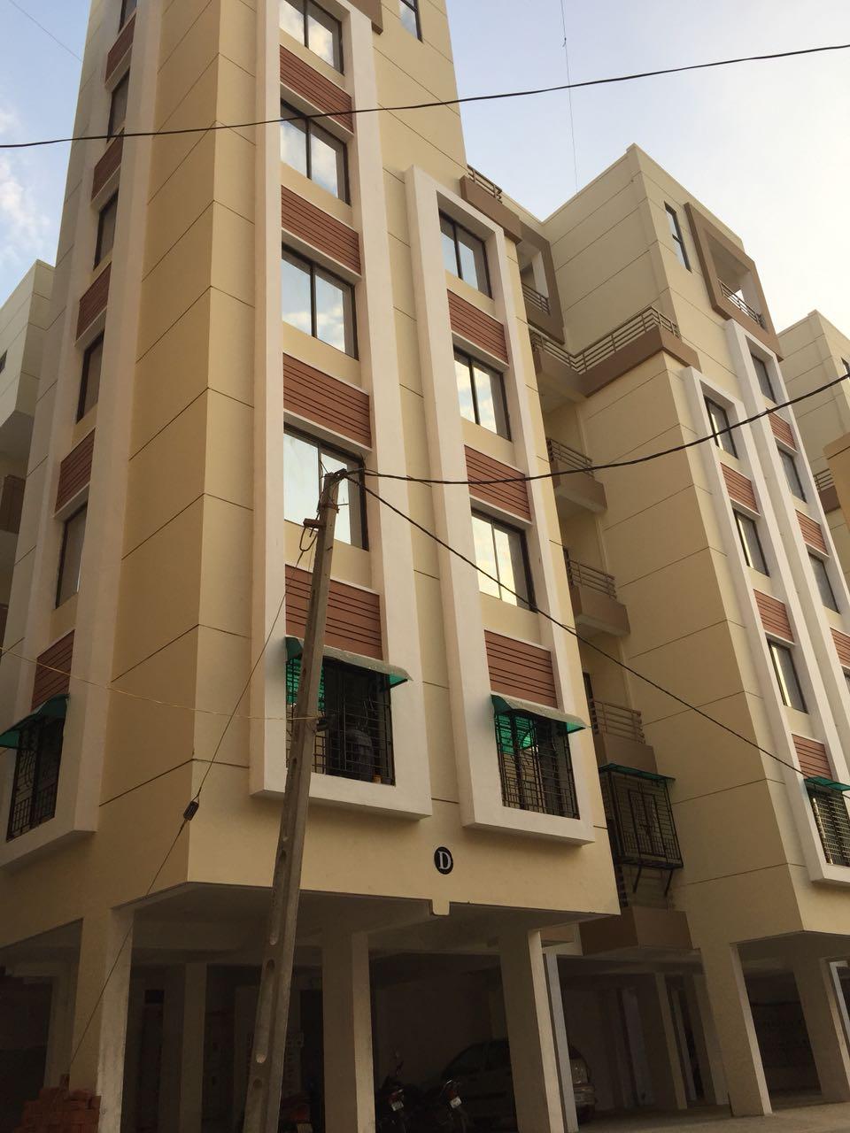 189636_const of real estate project Param located at Bill, Vadodara, Gujarat