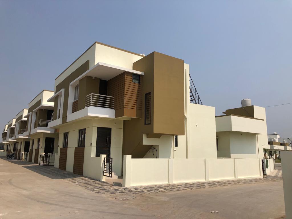166194_const of real estate project Rudraksh County located at Hanumanpura, Vadodara, Gujarat