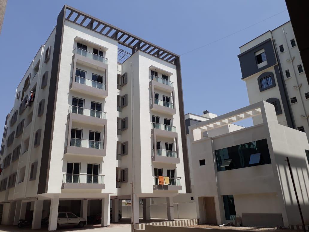 239812_const of real estate project Shreeji Sharnam located at Nizampura, Vadodara, Gujarat