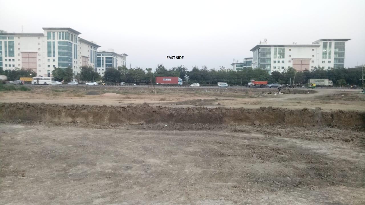 110414_const of real estate project V R One located at Waghodia, Vadodara, Gujarat