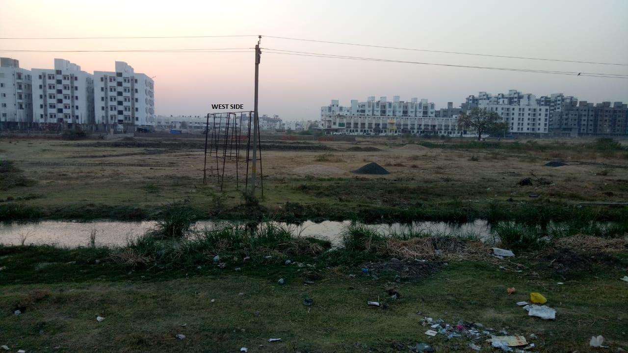 110417_const of real estate project V R One located at Waghodia, Vadodara, Gujarat
